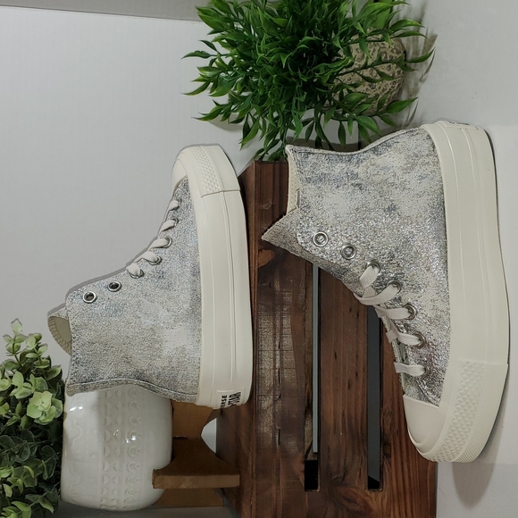 CONVERSE CTAS LIFT HI  PLATFORM WOMEN SZ VARIOUS - Picture 3 of 7